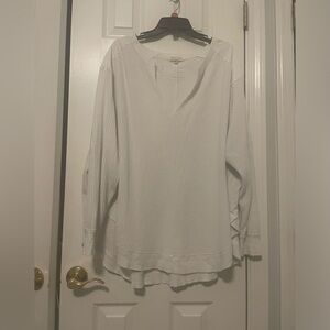 Urban Daizy size Large white sweater
